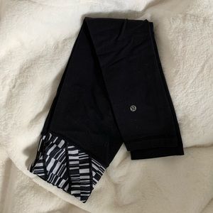 black capri lulu leggings